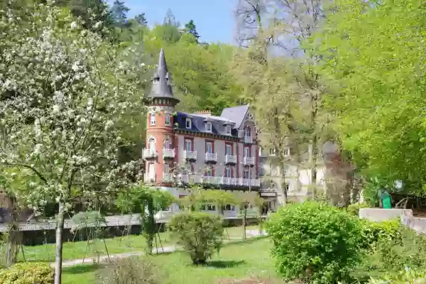 Le restaurant - La Belle Époque - Bagnoles-de-l'Orne - restaurant sympa BAGNOLES-DE-L'ORNE
